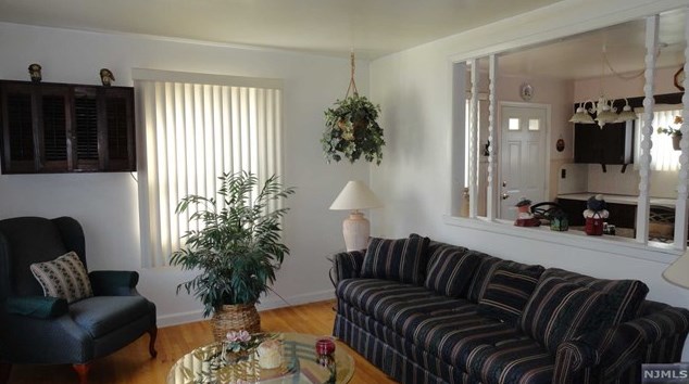 137 Prospect St, Lodi NJ  07644-2953 exterior