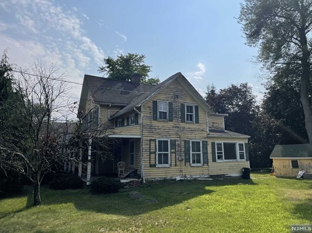 146 Park Ave, Allendale, NJ 07401