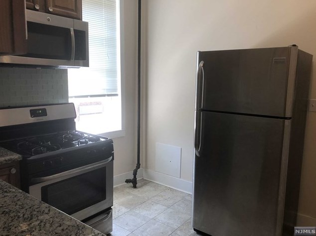 6 Molter Pl #2, Bloomfield, NJ 07003