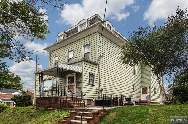 188 Summit Cross, Rutherford, NJ 07070-2554