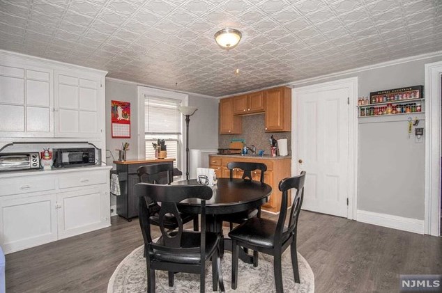 188 Smt Cross, Rutherford NJ 07070-2554 exterior