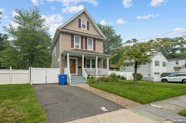 157 John St, Englewood, NJ 07631