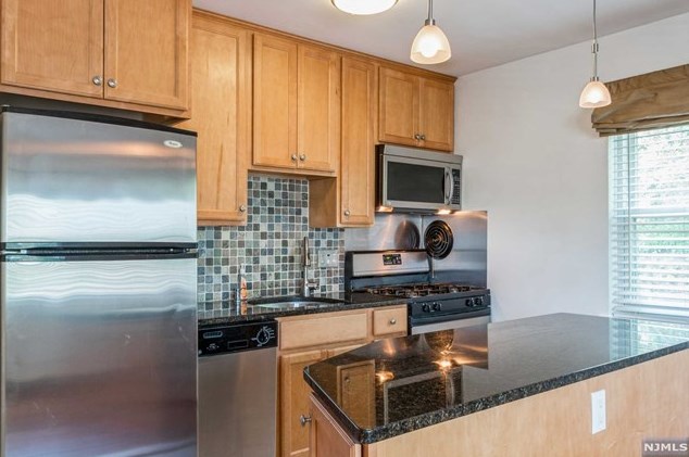 50 Elm St, Morristown, NJ 07960