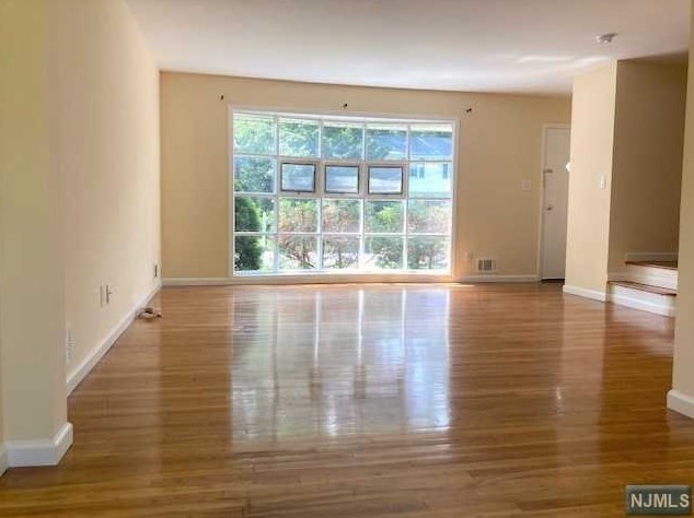 94 Cortland Pl #b, Tenafly, NJ 07670
