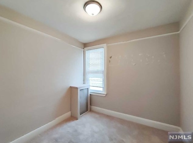 248 Custer Ave, Jersey City NJ 07305-1705 exterior