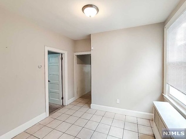 248 Custer Ave, Jersey City NJ 07305-1705 exterior