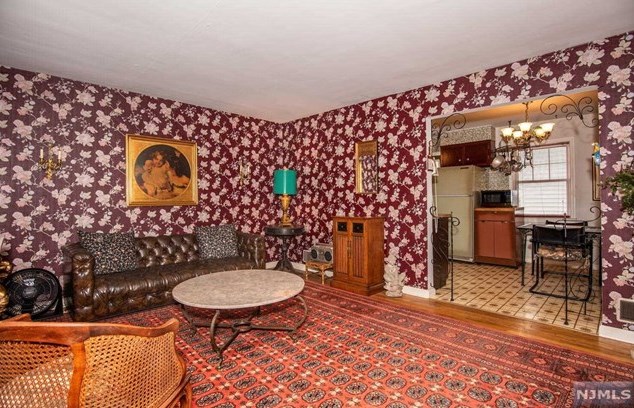 311 Viviney St, Elmwood Park, NJ 07407