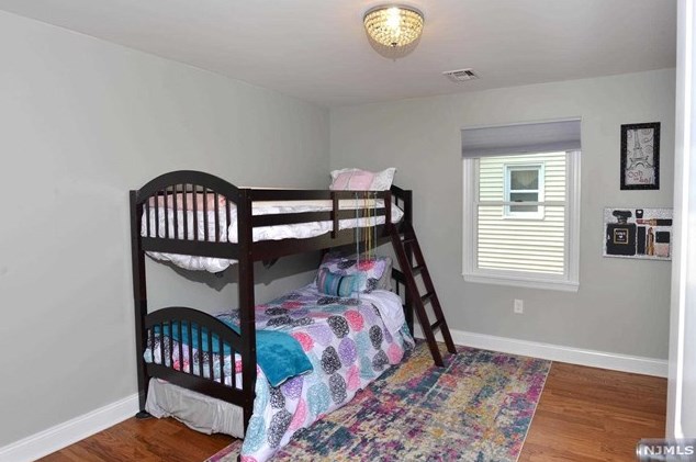 276 Watson Ave, Lyndhurst NJ  07071-1829 exterior