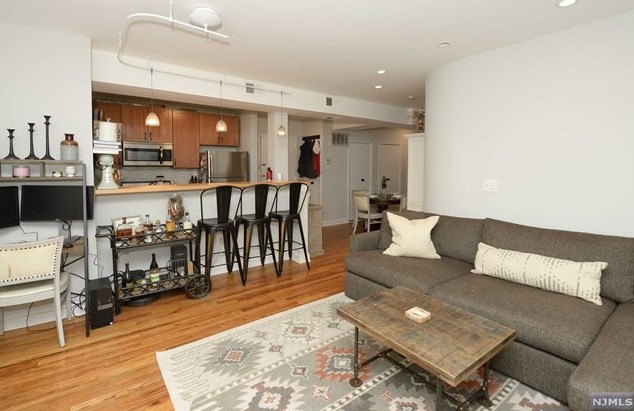 518-536 Gregory Ave #b310, Union City, NJ 07086