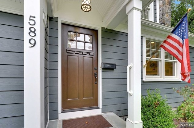 589 High St, Closter, NJ 07624