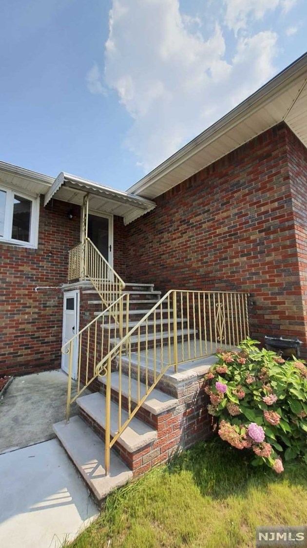 185 Prospect St #2, Lodi, NJ 07644