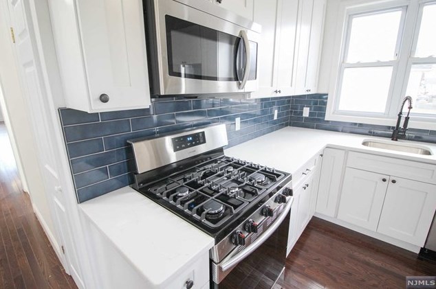 26 Van Rensselear St #1, Belleville, NJ 07109