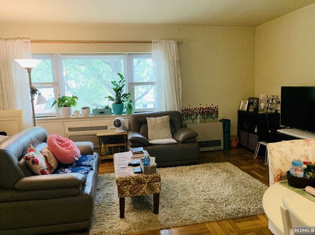 74 Franklin St #b, Tenafly, NJ 07670