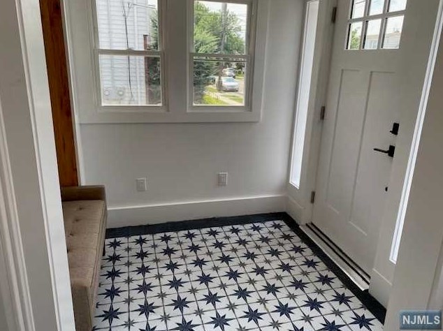 324 Grant Ave #2, Lyndhurst, NJ 07071