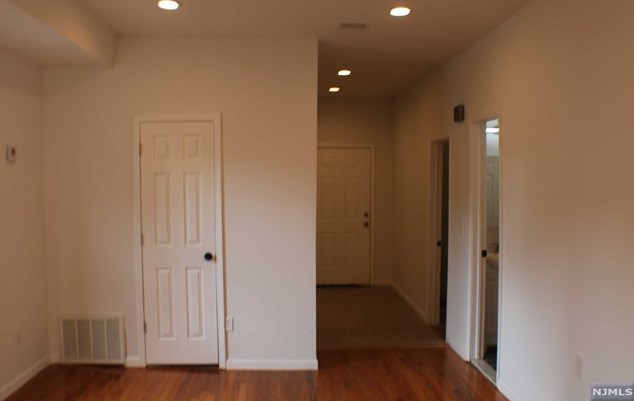 171 Godwin Ave #1, Paterson, NJ 07501