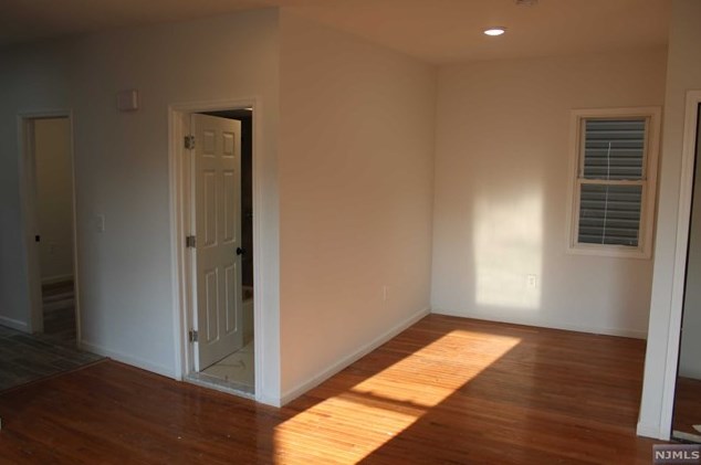 171 Godwin Ave #2, Paterson, NJ 07501
