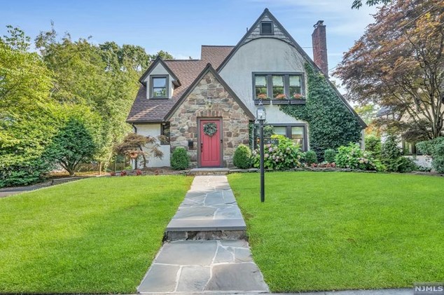 436 Alpine Terrace, Ridgewood, NJ 07450