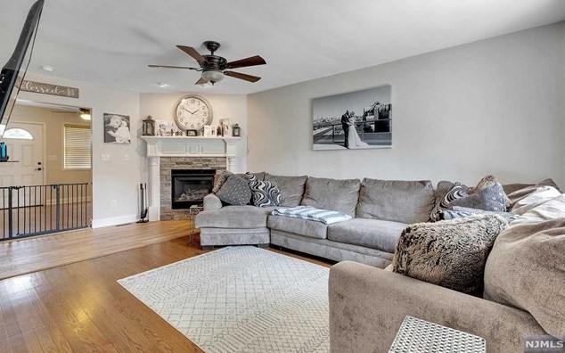 42 Canterbury Ave, North Arlington, NJ 07031