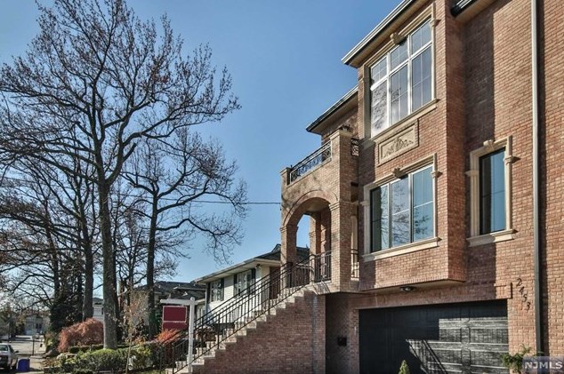 2148 Linwood Ave #a, West Fort Lee, NJ 07024