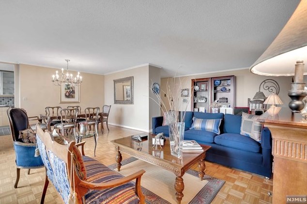 200 Winston Dr #412, Cliffside Park, NJ 07010