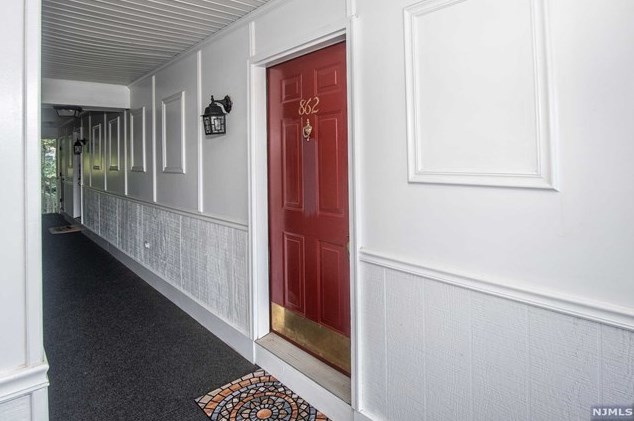 862 Juniper Way, Mahwah, NJ 07430