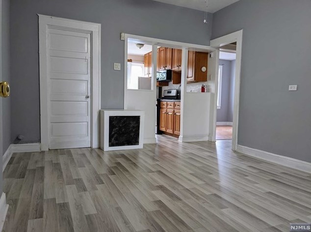 120 Cross St #2, East Newark, NJ 07029