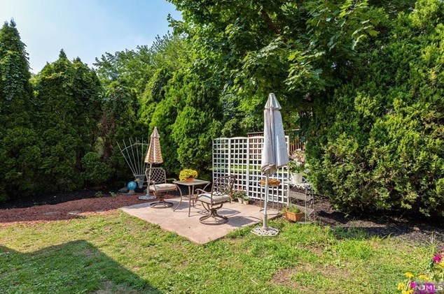 143 Highland Cross, Rutherford NJ  07070-2105 exterior