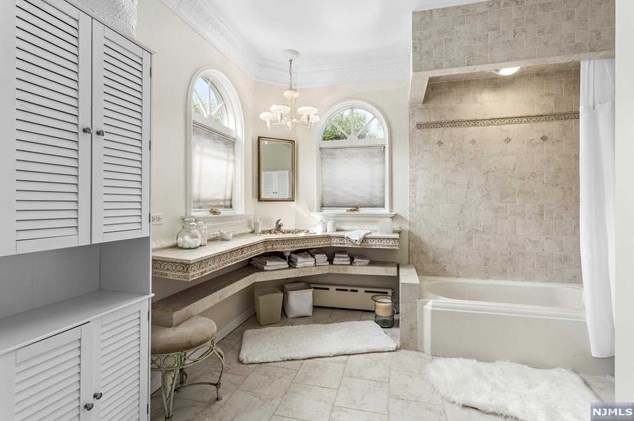 143 Highland Cross, Rutherford NJ  07070-2105 exterior