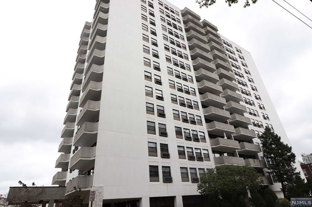 1600 Center Ave #1e, West Fort Lee, NJ