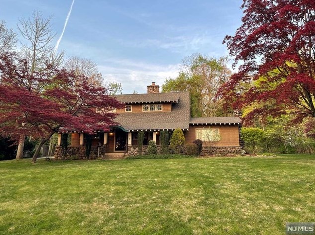 103 Oweno Rd, Mahwah, NJ 07430