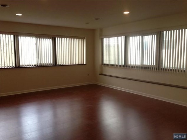 361 Bergen Blvd # 3, Fairview, NJ