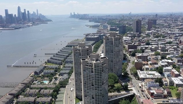 7000 Boulevard E #38g, West New York, NJ 07093