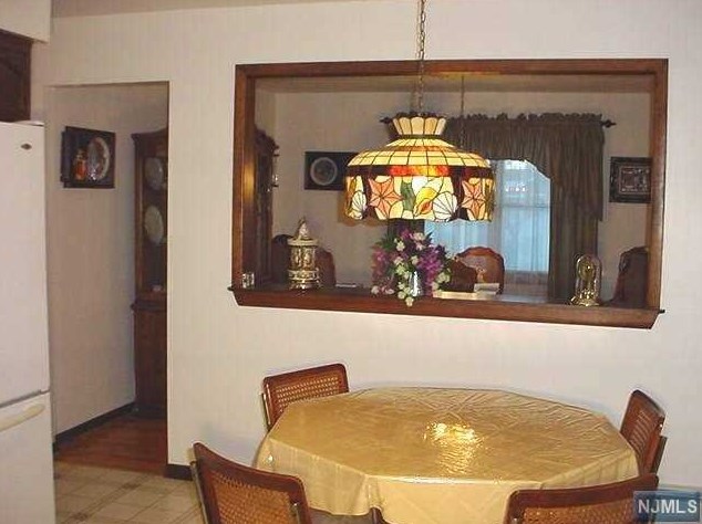 5 Spruce St, Elmwood Park NJ  07407-2731 exterior