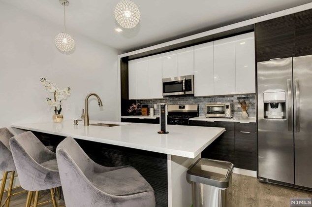 62-68 69th St #303, West New York, NJ 07093