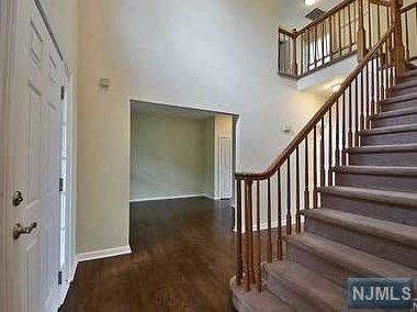 542 Ridgeland Ter, Englewood, NJ 07631