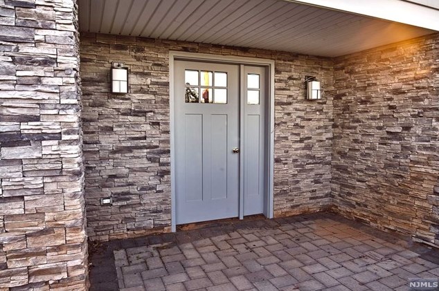 245 Madison St, Lyndhurst, NJ 07071-0013