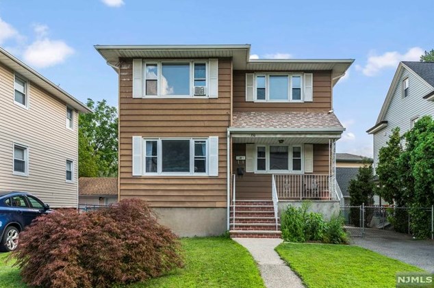 350 Falmouth Ave, Elmwood Park, NJ 07407