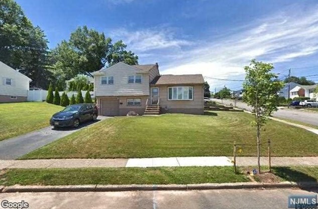 32 Homestead St, Clifton, NJ 07013-1410