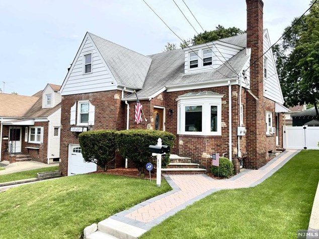 313 Washington Ave, Clifton, NJ 07011-3121