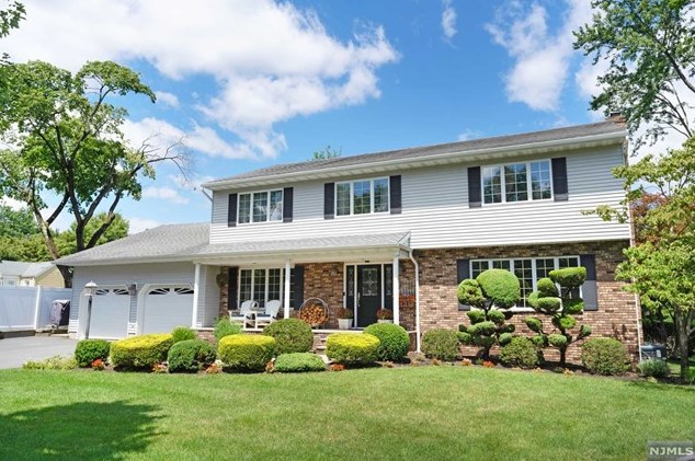 151 Viola Way, Paramus, NJ 07652-5340