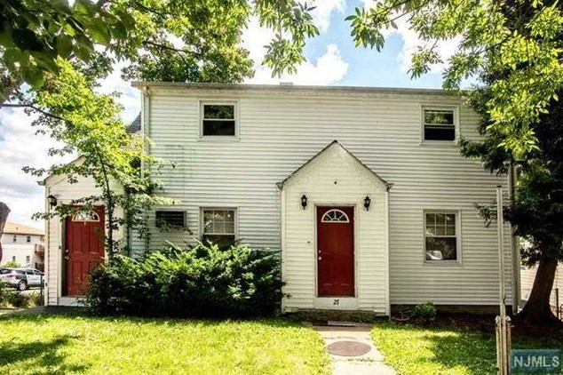 27 Overpeck Ave, Ridgefield Park, NJ 07660