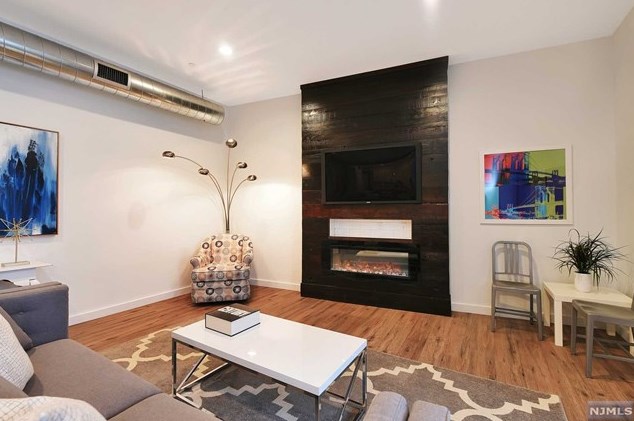 8 Personette St #5, West Caldwell, NJ 07006