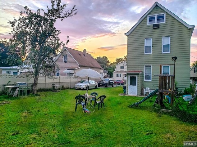 26 Willard St, Outwater, NJ 07026