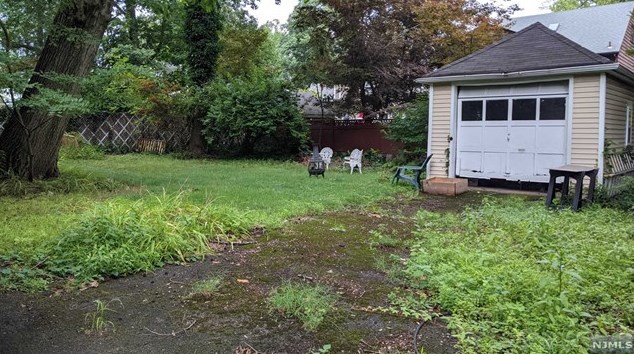 279 Warwick Ave, Teaneck, NJ 07666