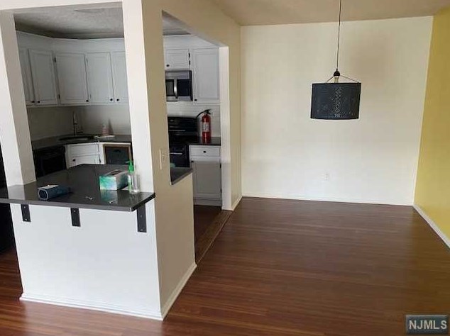 866 Juniper Way, Mahwah, NJ 07430