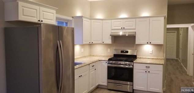 130 Chestnut St, Kearny, NJ 07032