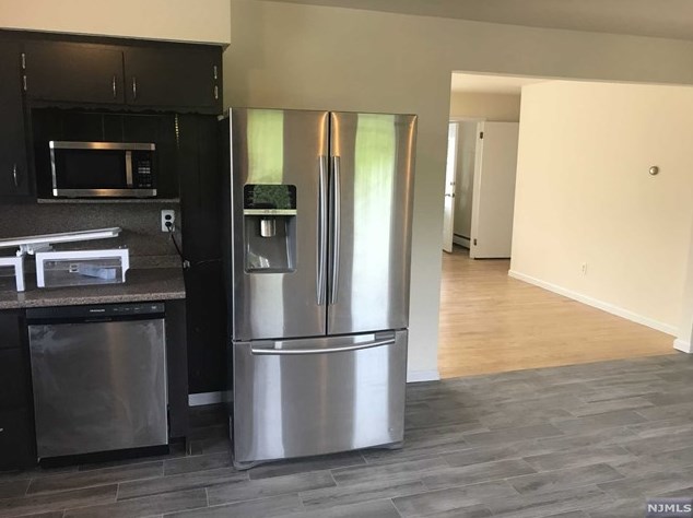 15 Milano Ct #1st Fl, South Hackensack, NJ 07606