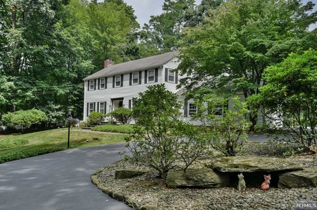 60 Spook Rock Rd, Airmont, NY 10901