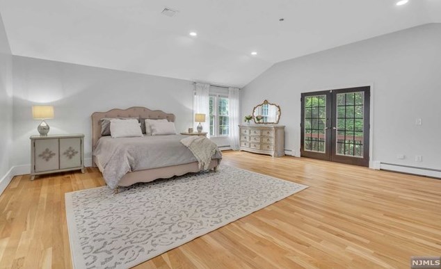 32 Brandywine Pl, Oakland NJ  07436-2321 exterior