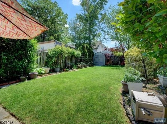47 Barkley Ave, Clifton, NJ 07011